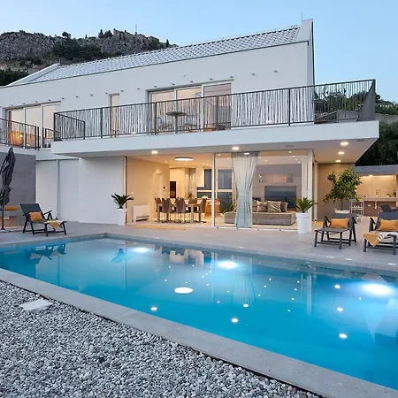 Design Clavis-brand New With A View Villa Klis
