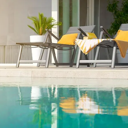 Design Clavis-brand New With A View