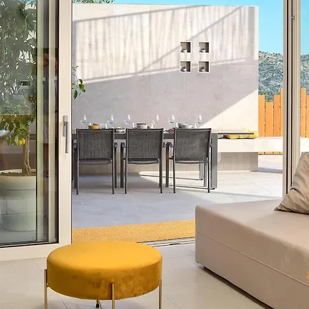 Villa Design Clavis-brand New With A View Klis
