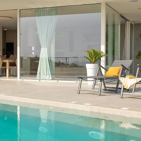 Villa Design Clavis-brand New With A View *