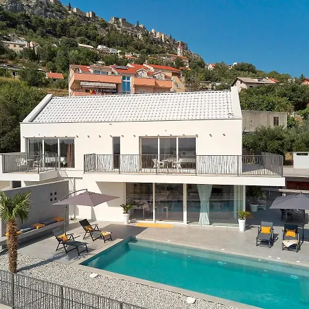 Design Clavis-brand New With A View Villa *