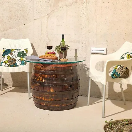 Design Clavis-brand New With A View Klis